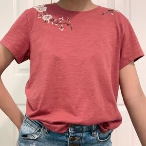 abercrombie and fitch pink embroidered tee